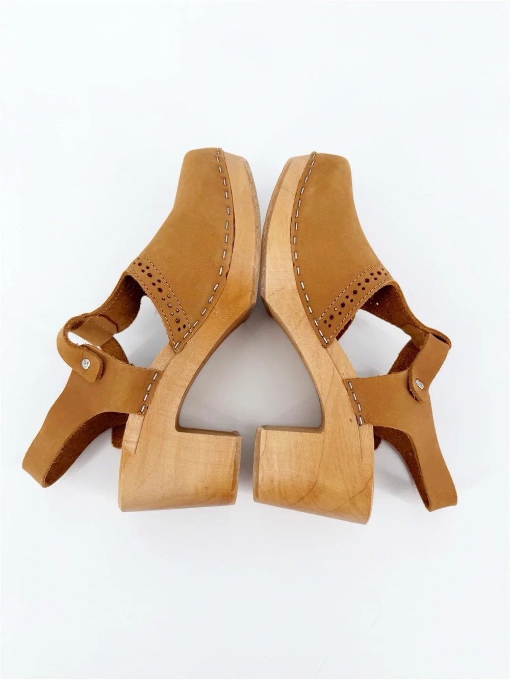 Bjork CLARA Swedish Wooden Clogs Sandals in Camel Nubuck